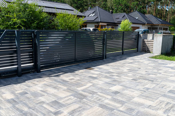 Best Affordable Driveway Pavers  in Allouez, WI
